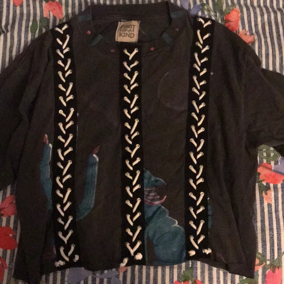 LF VINTAGE CROP TEE - Picture 2 of 5